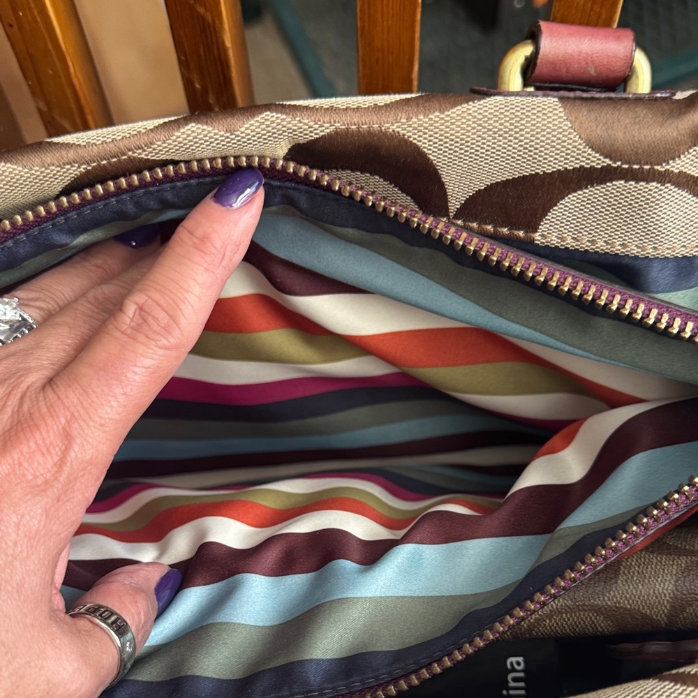 Coach Hampton
Signature Laptop Briefcase - Picture 9 of 14